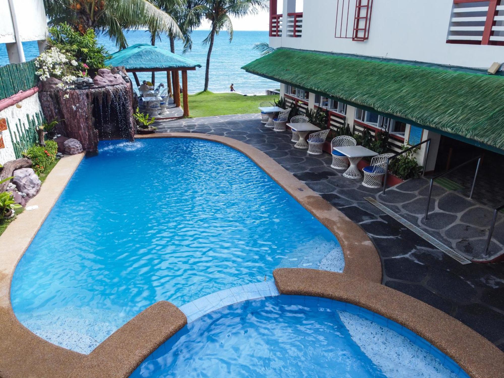 Badladz Staycation Condos Puerto Galera Dış mekan fotoğraf